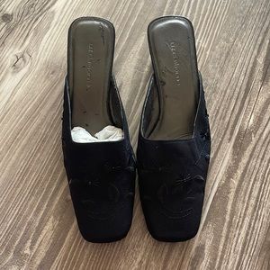 Vintage Liz Clairborne kitten black heels